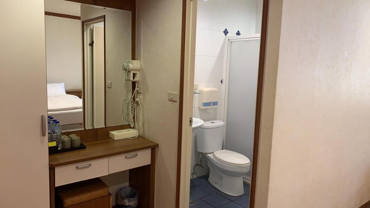 Xiu Shui Hotel Ючи Екстериор снимка